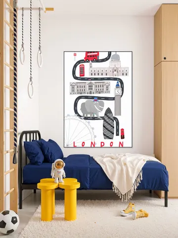 London City With Cute Elephant Tourist 