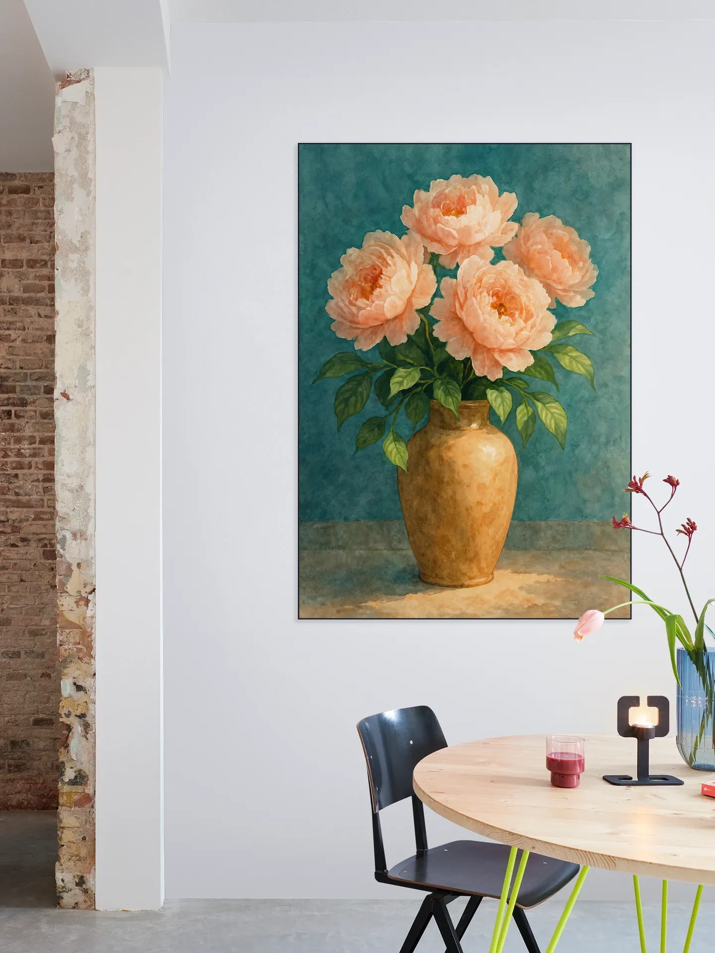 Aardewerk Vaas met Roze Pioenrozen