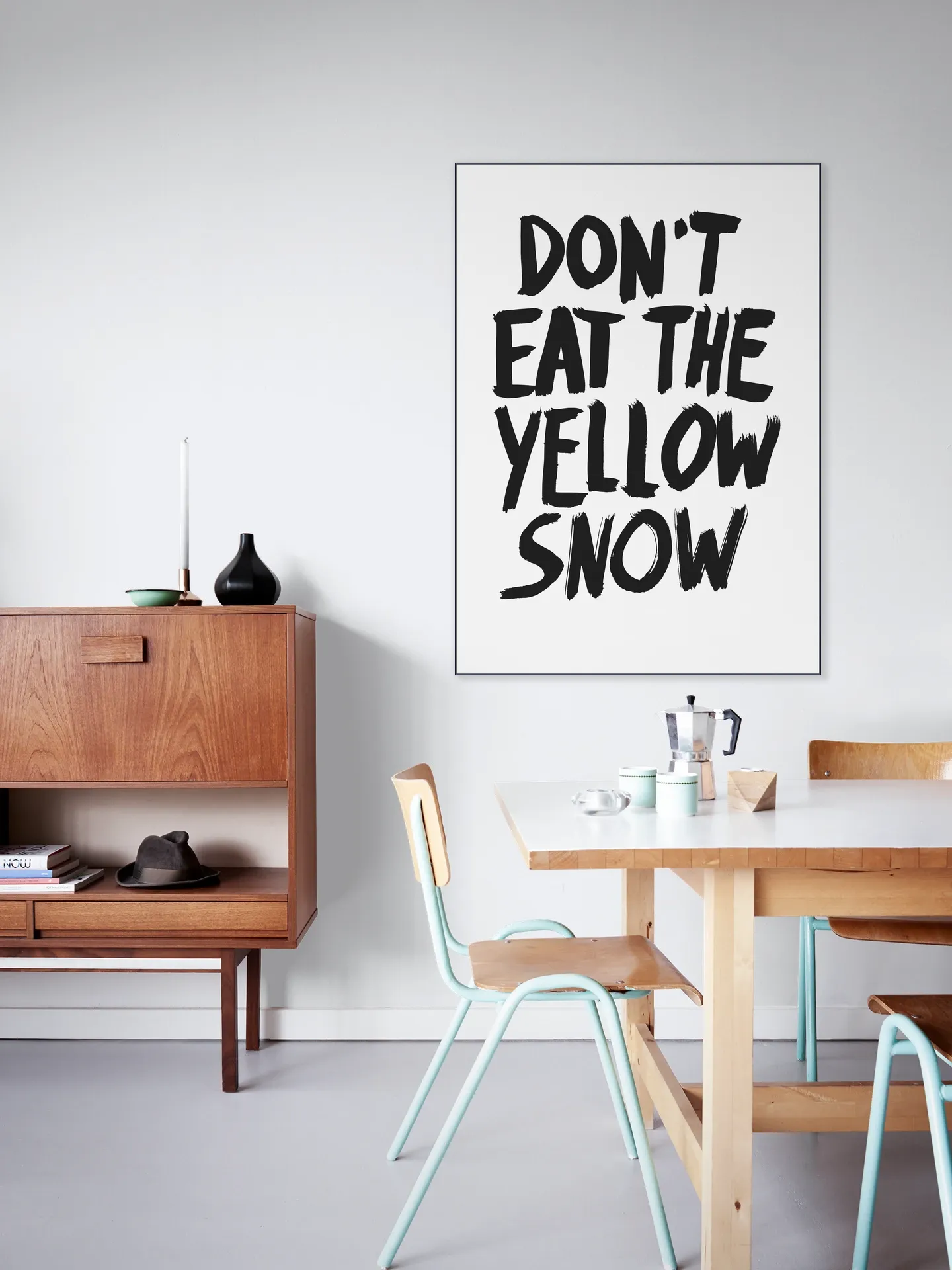 Don't eat the yellow Snow white