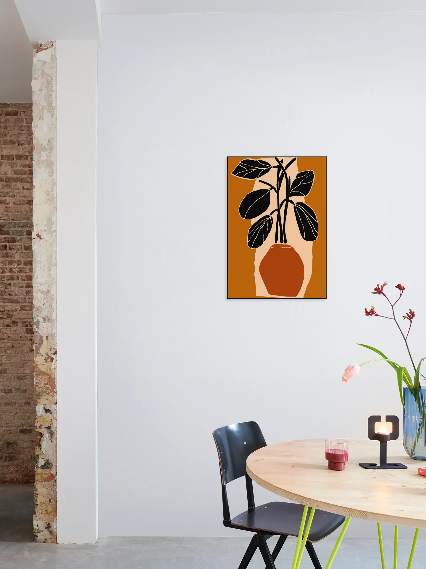 Bold Leaf Silhouette
